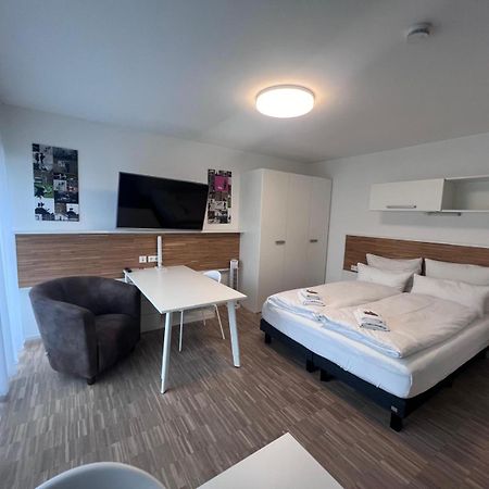 Отель New Age Boardinghaus P5 Хейльбронн Экстерьер фото